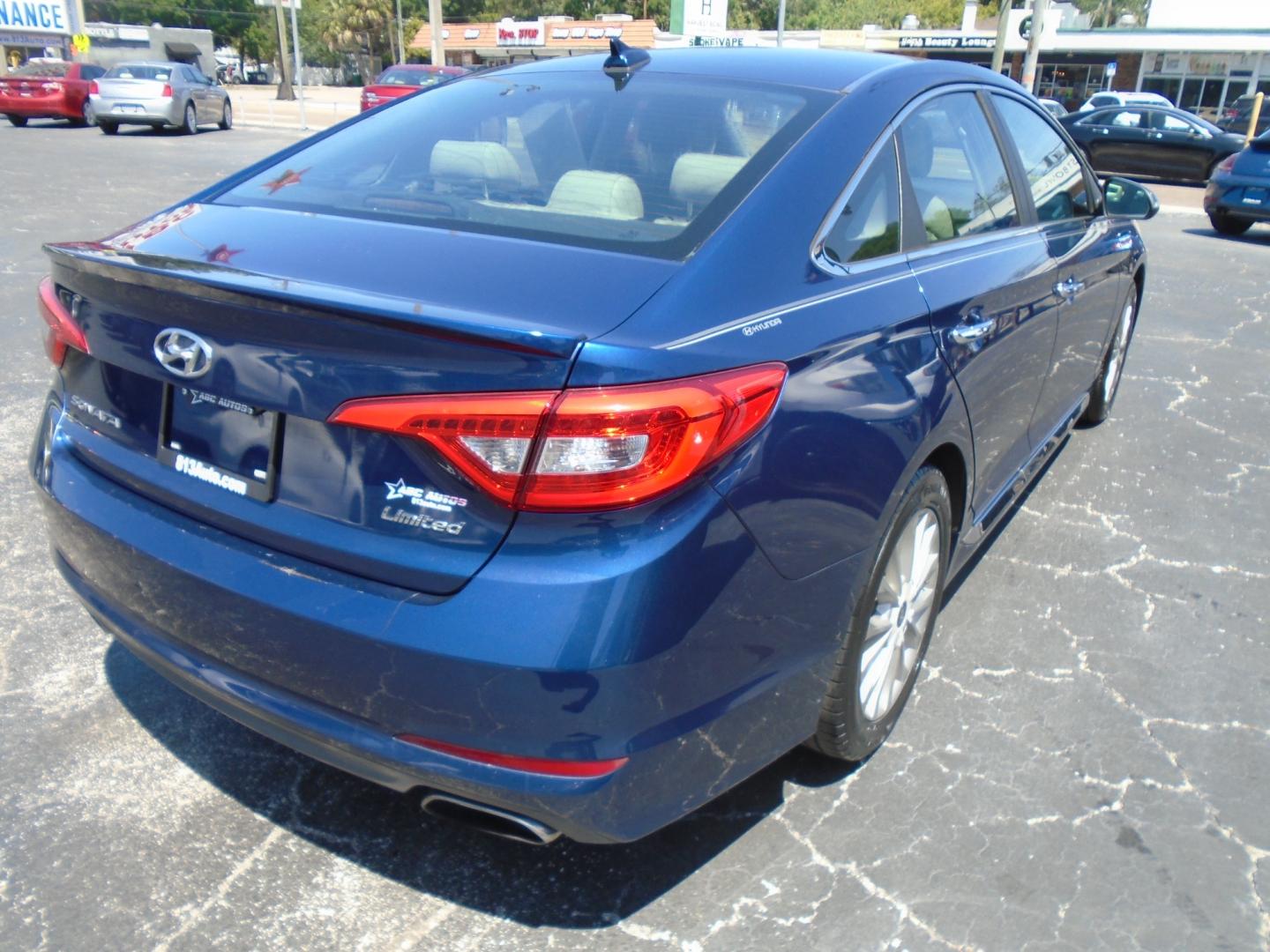 2015 Hyundai Sonata (5NPE34AF6FH) , located at 6112 N Florida Avenue, Tampa, FL, 33604, (888) 521-5131, 27.954929, -82.459534 - Photo#3